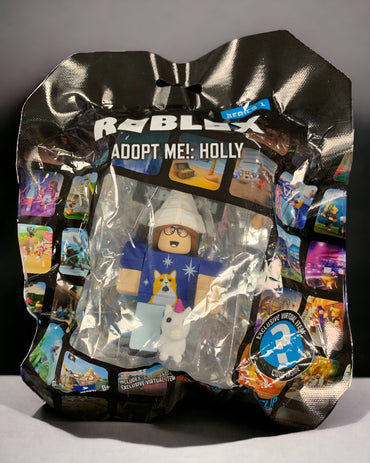 Roblox Series 1 Backpack Hangers - Adopt Me! : Holly - Includes mystery virtual item