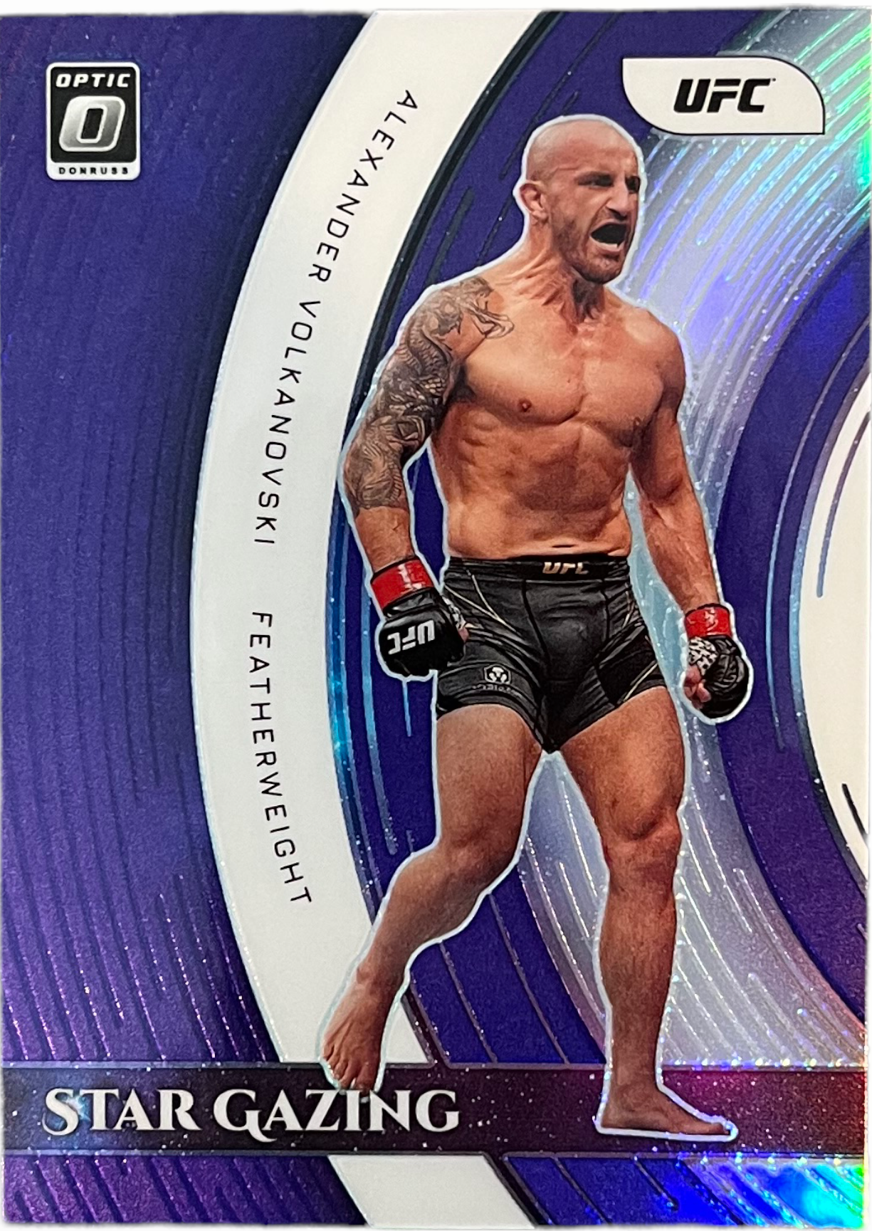 Alexander Volkanovski - STAR GAZING Purple Parallel #17 - UFC 2022 Donoruss Optic - MMA - Mint Condition